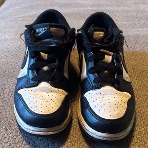 Nike Dual-Tone Black and White Panda Shoes. Youth size 1.5
